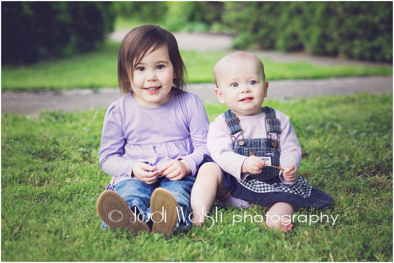 toddler girl and baby girl, sitting, Pittsburgh child portrait, Jodi Walsh Photography