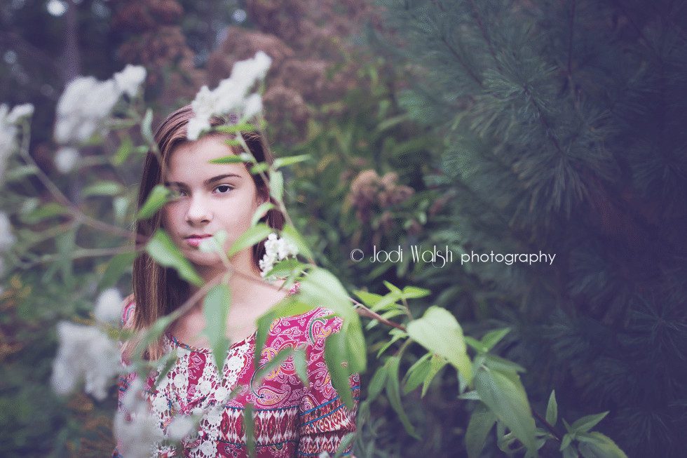 tween girl in wildflowers, tween photography, Jodi Walsh Photography
